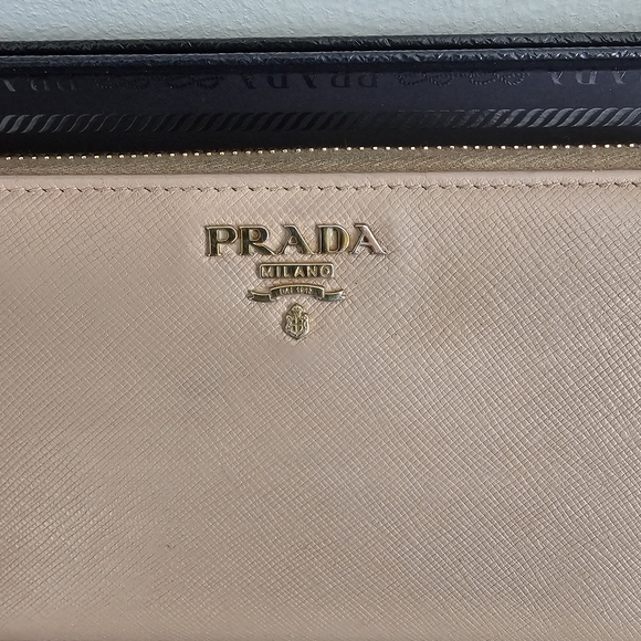Prada Large Saffiano Zippy Leather Wallet - Picture 3 of 15